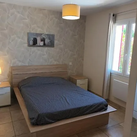 Holiday home Aillan Herve Maison Independante Avec Sa Piscine Saint-Maurice-sur-Eygues